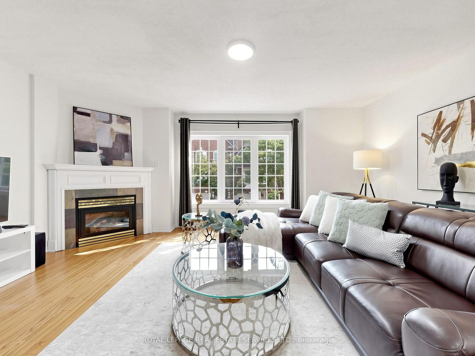 Property Photo:  1575 South Parade Court 11  ON L5M 6E9 