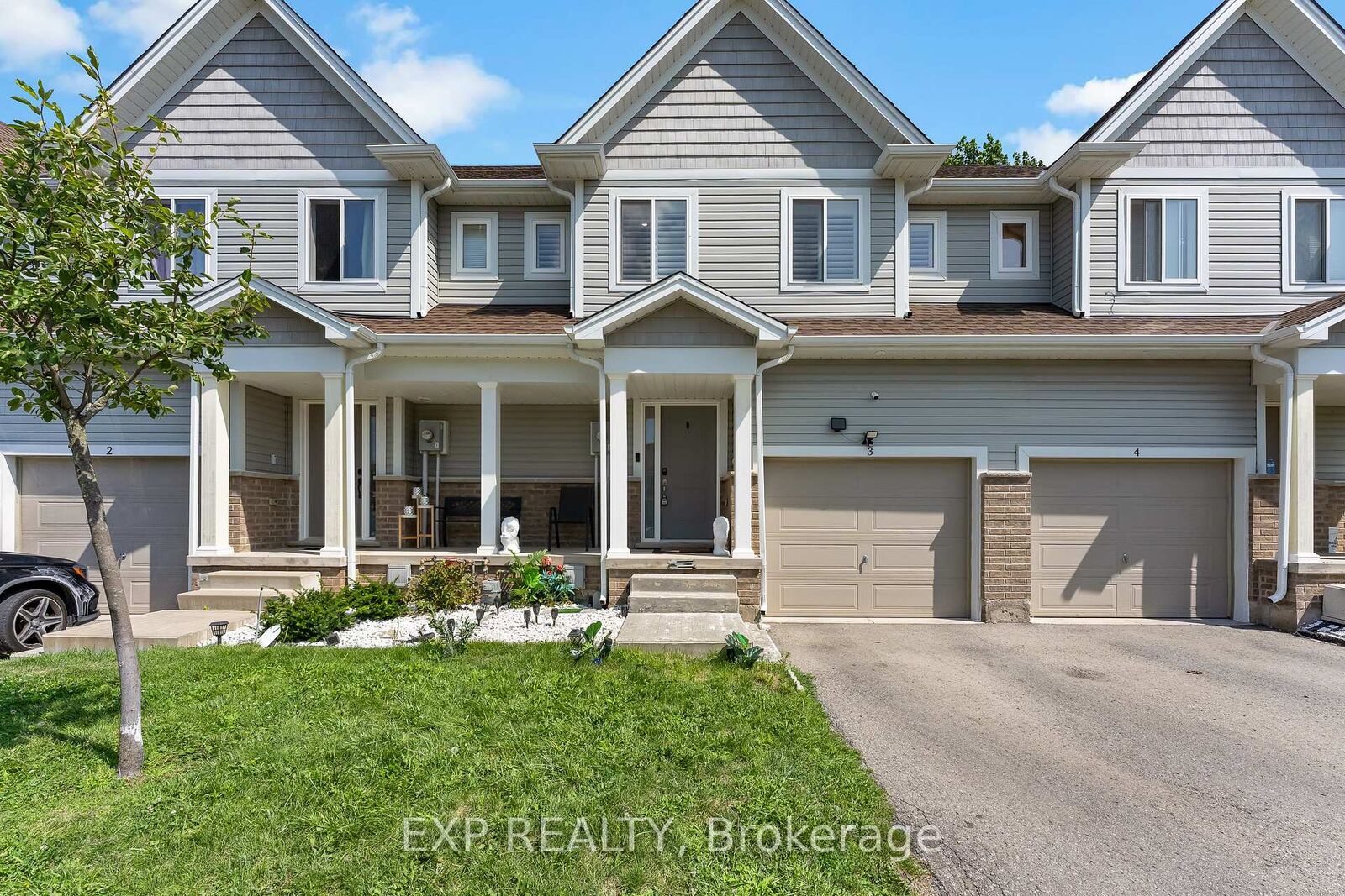 Property Photo:  60 Canterbury Drive 3  ON L2P 3M8 
