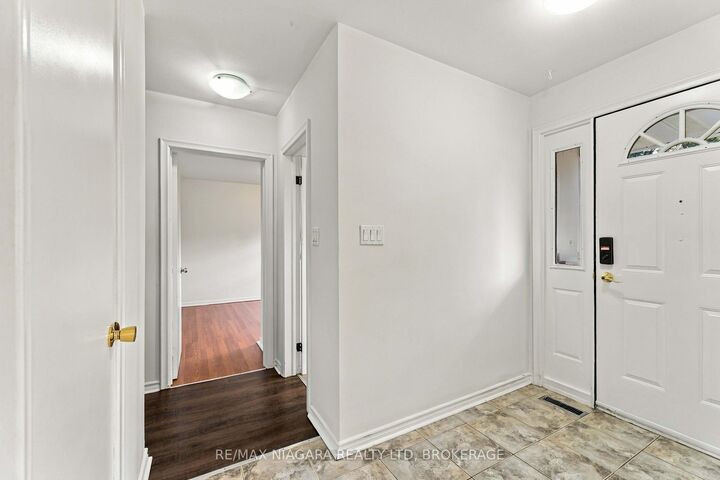 Property Photo:  29 Glengarry Road  ON L2T 2T9 