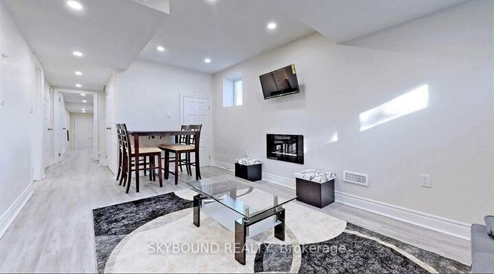 Property Photo:  3461 Park Heights Way Basement  ON L5M 0V5 
