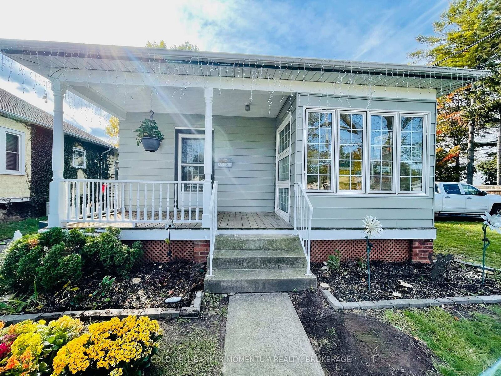 Property Photo: 80 Lakeport Road ON L2N 4P8