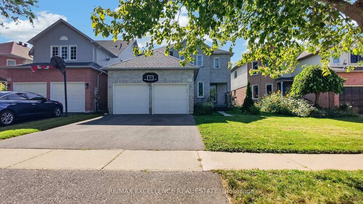 Property Photo:  133 Cardinal Street  ON L4M 6G2 