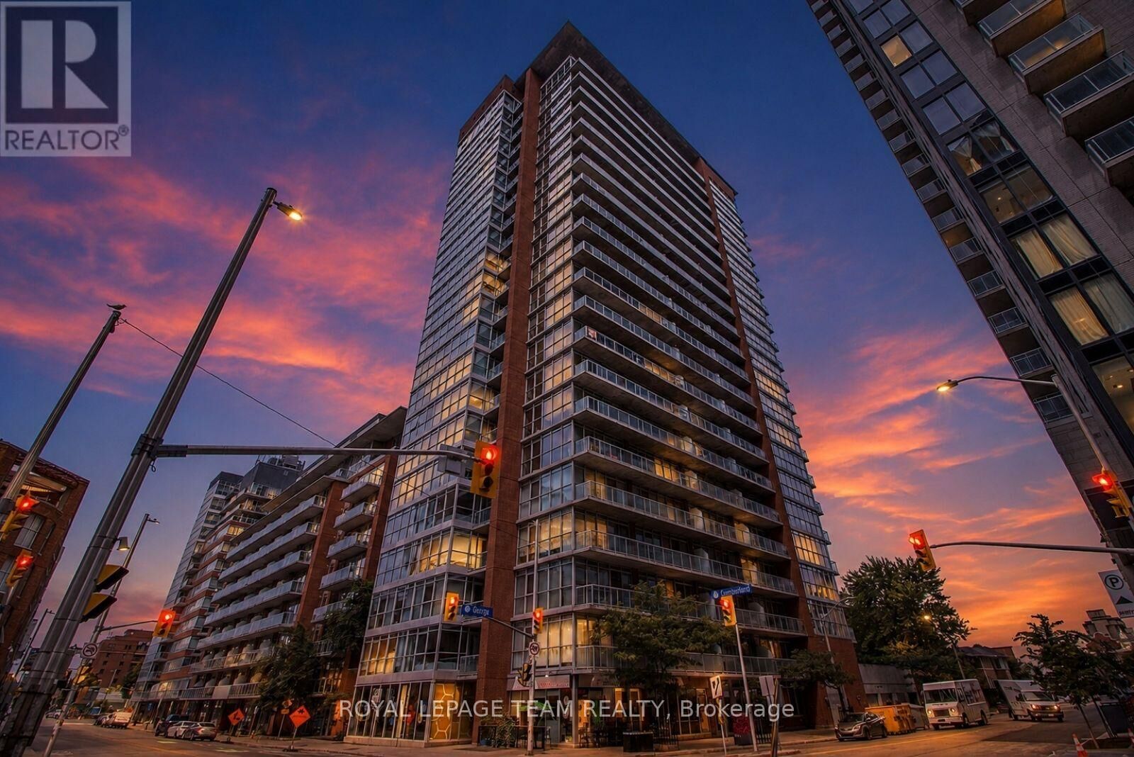 Property Photo:  179 George Street 1005  ON K1N 1J8 