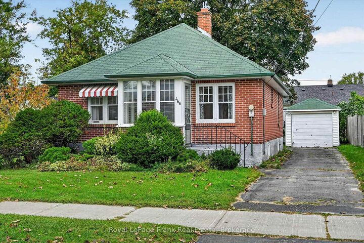Property Photo:  466 Edison Avenue  ON K9J 4G3 