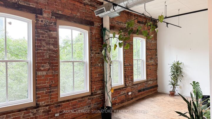Property Photo: 132 Adelaide Street E 309 ON M5C 1K9