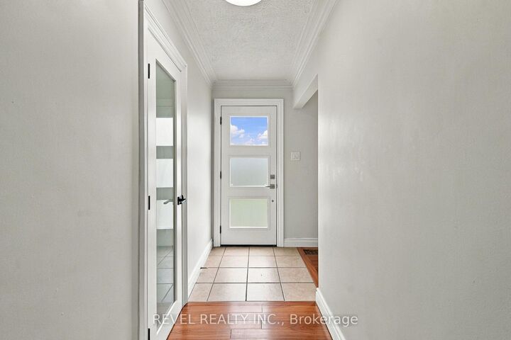 Property Photo: 990 Harmony Road N Main ON L1H 7K5