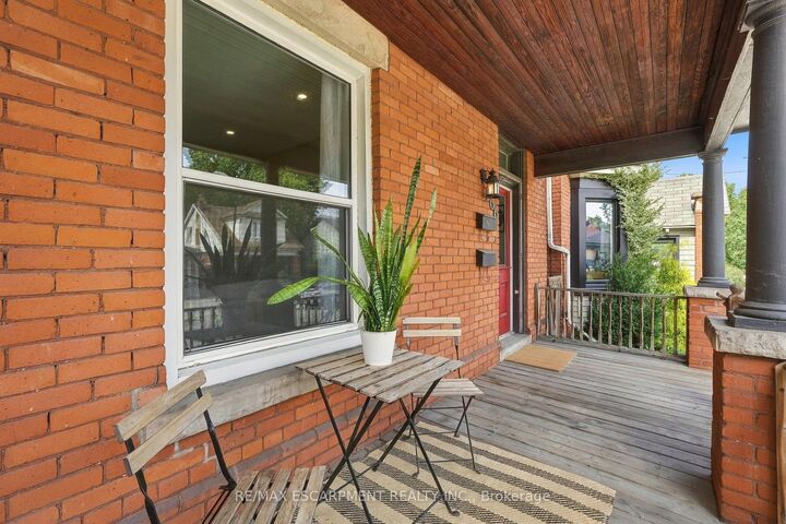 Property Photo:  166 Emerald Street S  ON L8N 2V7 