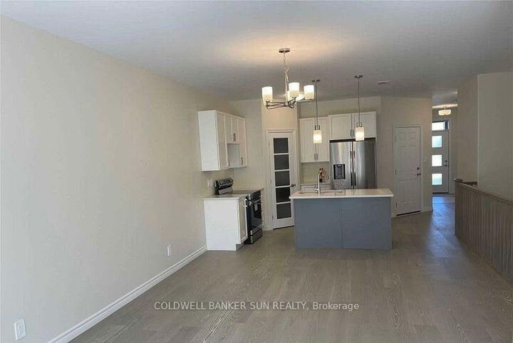 Property Photo:  22 Athabaska Drive  ON K8N 0T2 
