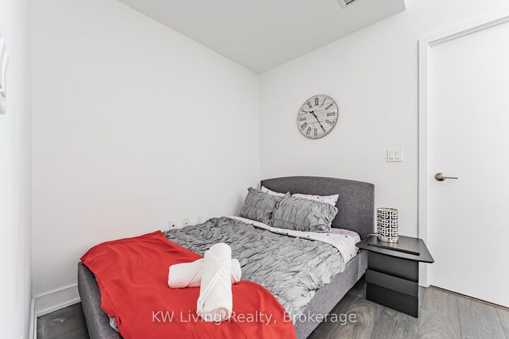 Property Photo:  30 Shore Breeze Drive 226  ON M8V 1A1 