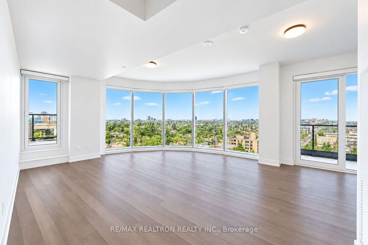 Property Photo:  2525 Bathurst Street 1205  ON M6B 2Y9 