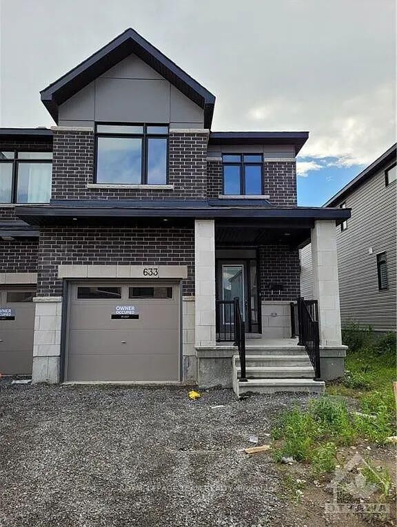 Property Photo:  633 Rathburn Lane  ON K1T 3W7 
