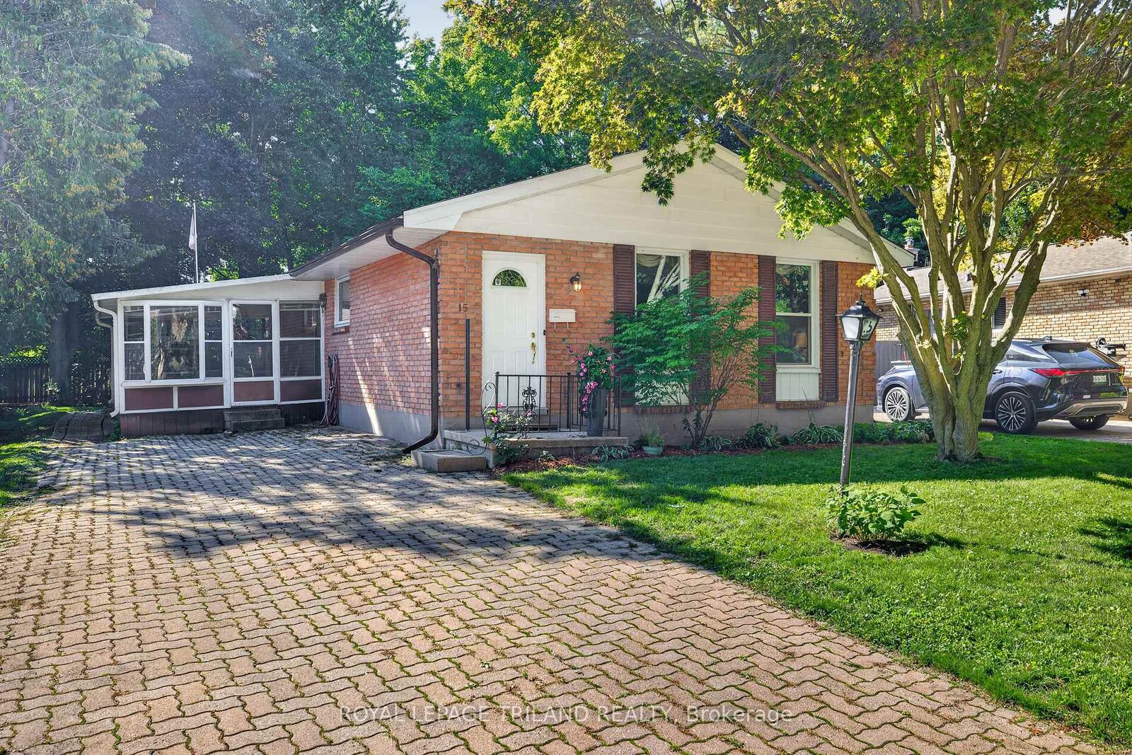 Property Photo: 15 Carmen Crescent ON N5X 2B4