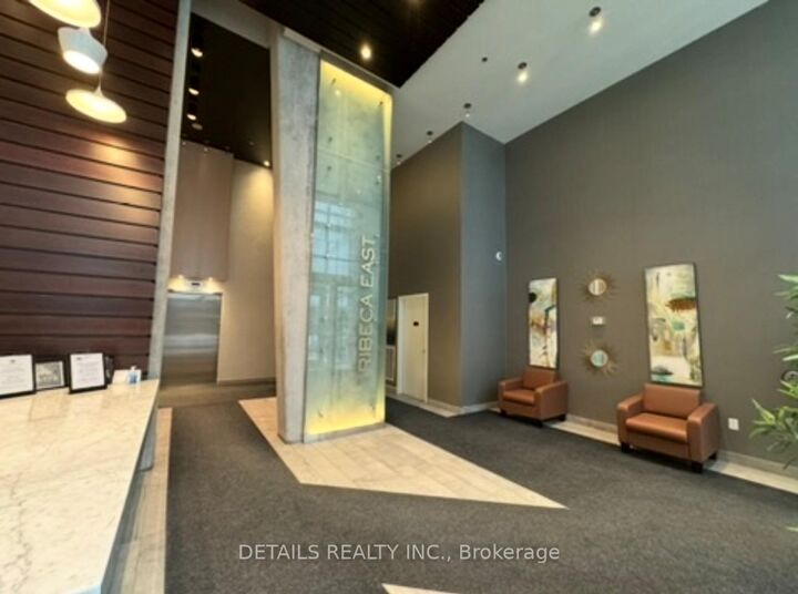 Property Photo:  40 Nepean Street  ON K2P 0X5 
