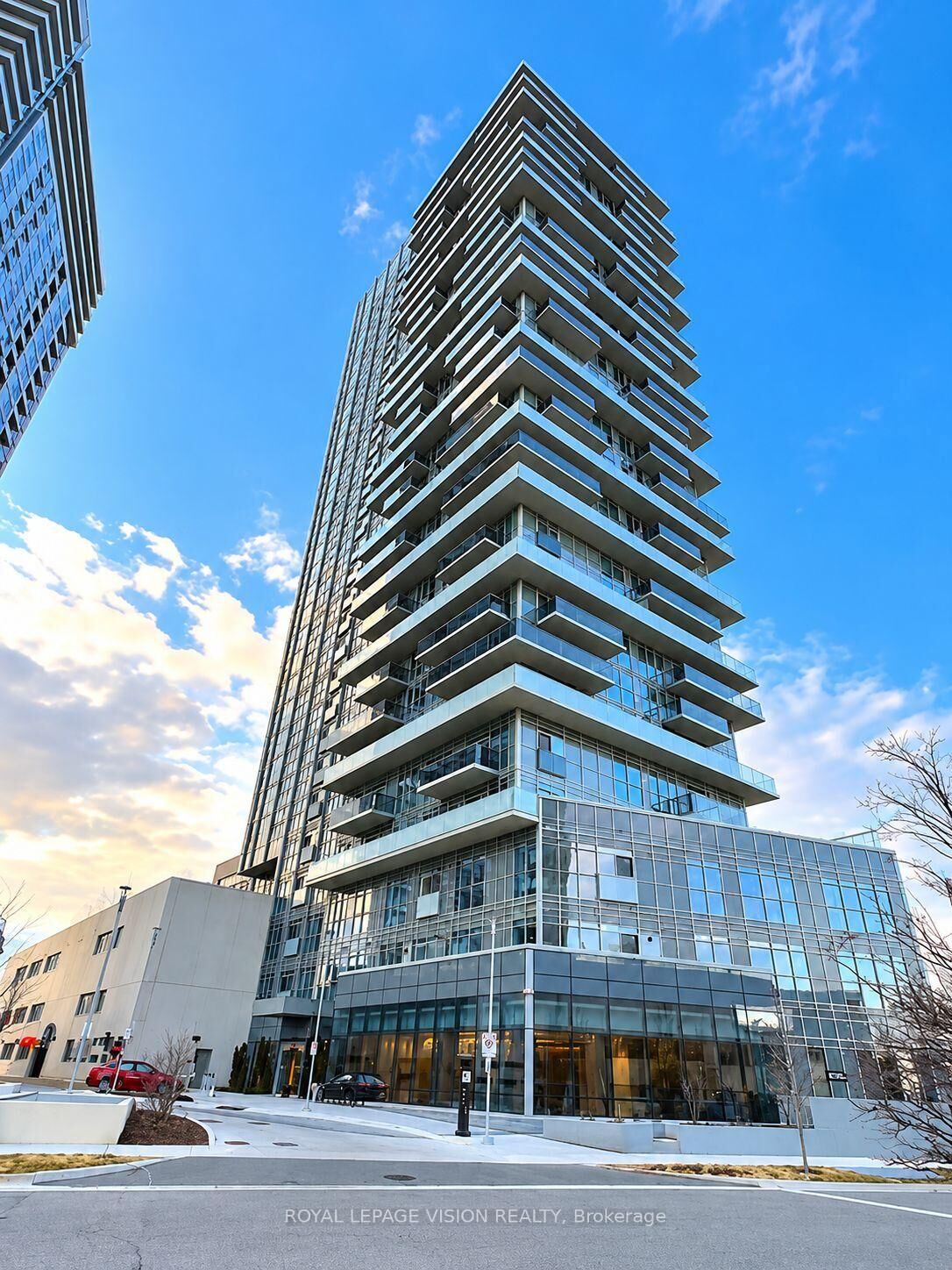 Property Photo:  225 Village Green Square 2308  ON M1S 0L7 
