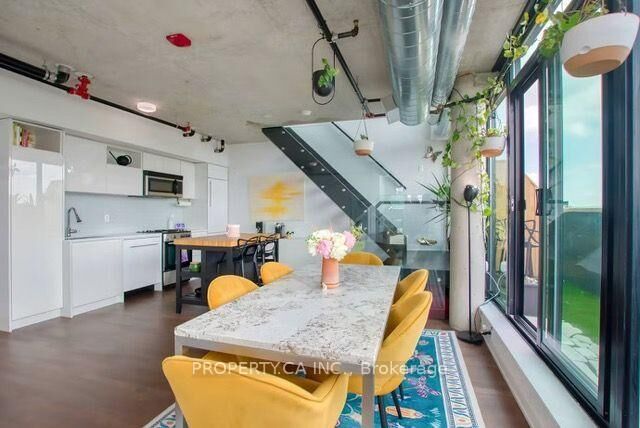 Property Photo: 109 Wolseley Street Ph2 ON M6J 1K1