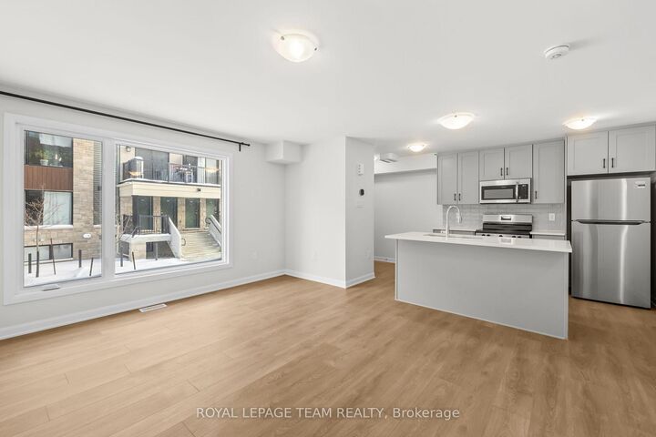 Property Photo:  1108 Creekway Private  ON K2T 0S9 