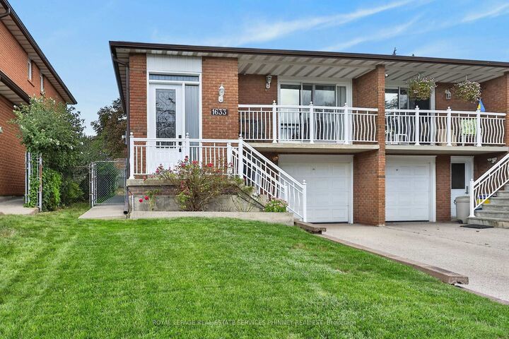 Property Photo:  1633 Warren Drive  ON L4W 2X1 