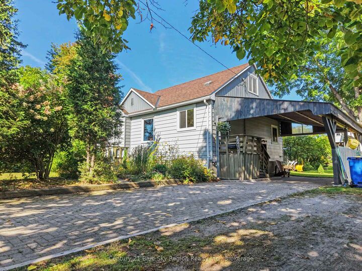 Property Photo: 1150 Metcalfe Street ON P1B 2R4