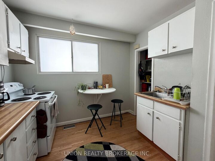 Property Photo:  36 Balsam Avenue Upper  ON M4E 3B4 