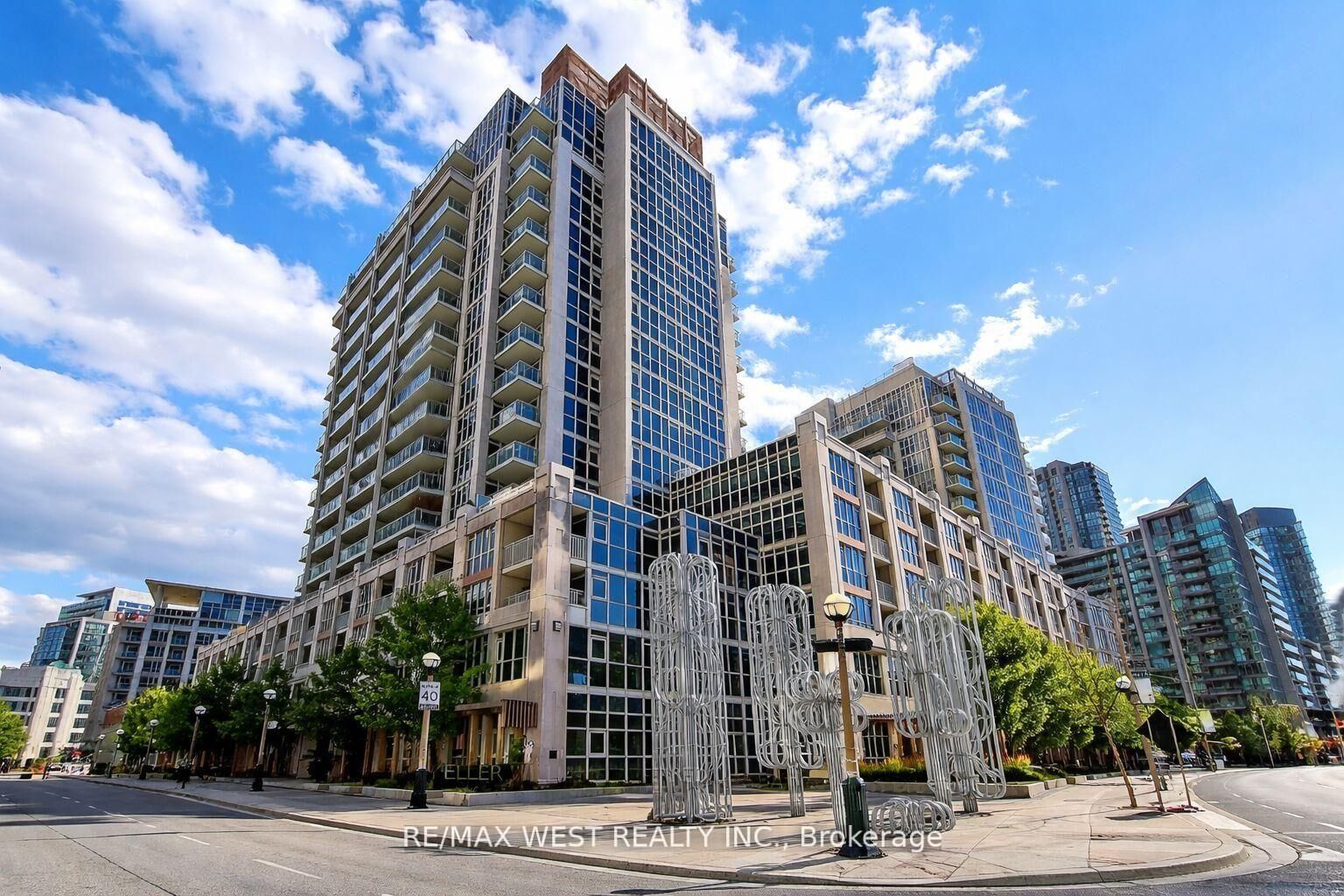 Property Photo:  38 Grand Magazine Street 342  ON M5V 0B1 