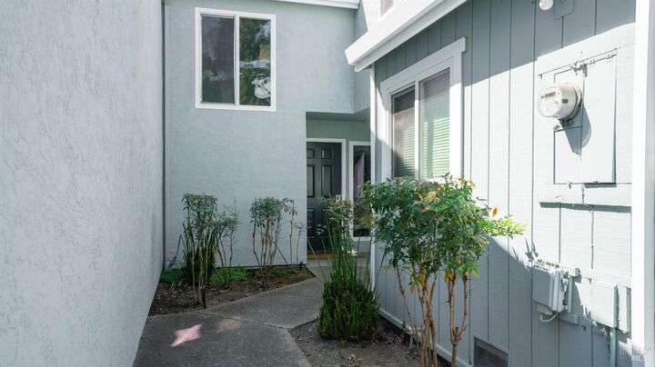 Property Photo: 1889 Chantilly Lane CA 94541