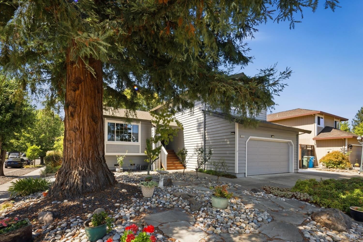 Property Photo:  3535 Banyan Street  CA 95403 