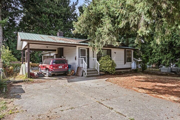 Property Photo:  2277 Mouldstade Road  BC V2S 3X5 