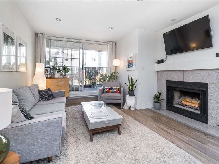 Property Photo:  925 W 15th Avenue 107  BC V5Z 1S1 