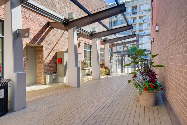Property Photo:  445 W 2nd Avenue 211  BC V5Y 0E8 