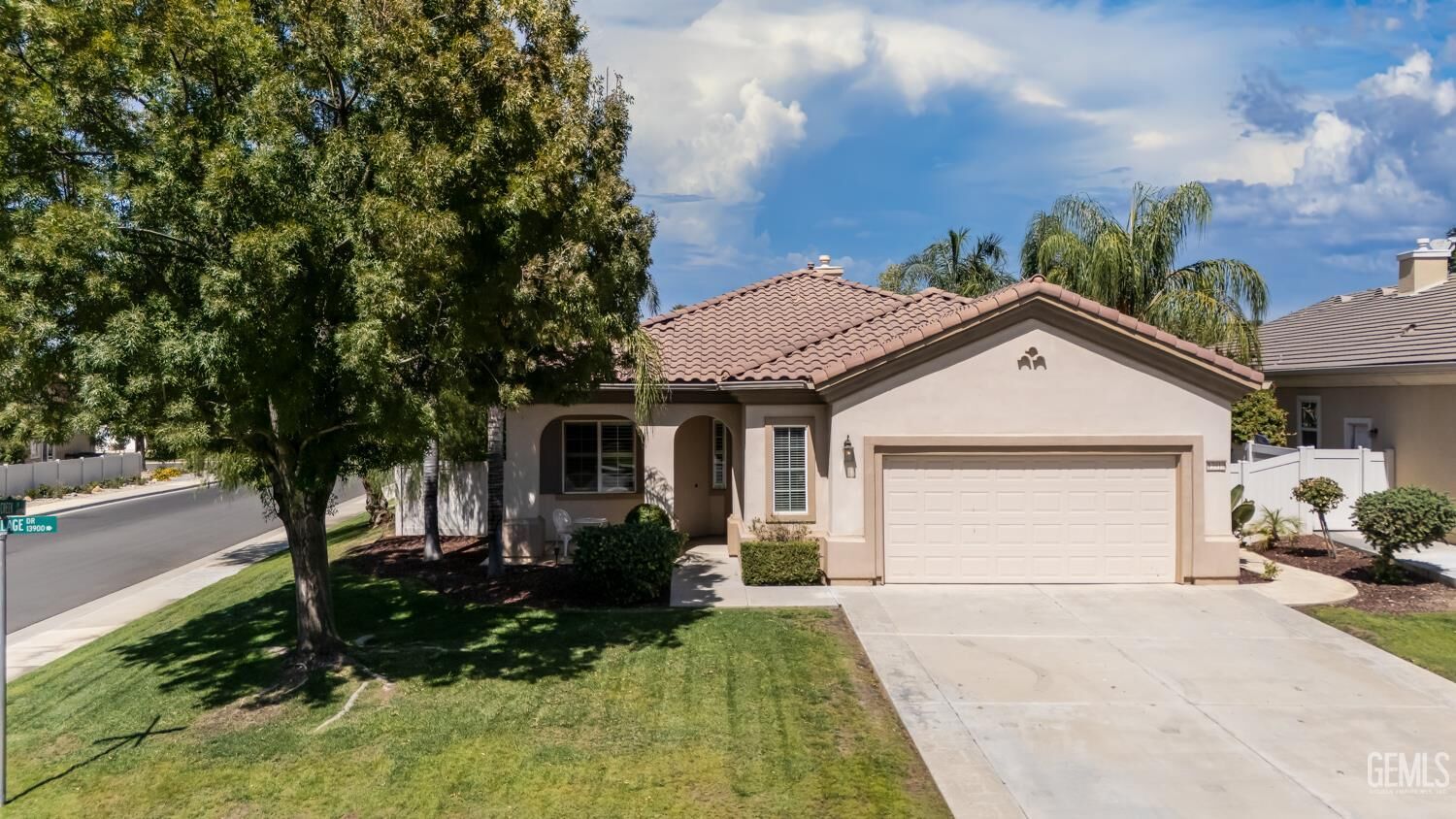 Property Photo:  13910 Calico Village Drive  CA 93306 