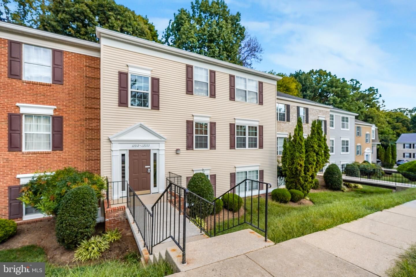 Property Photo:  12214 Stevenson Court 12214  VA 22192 