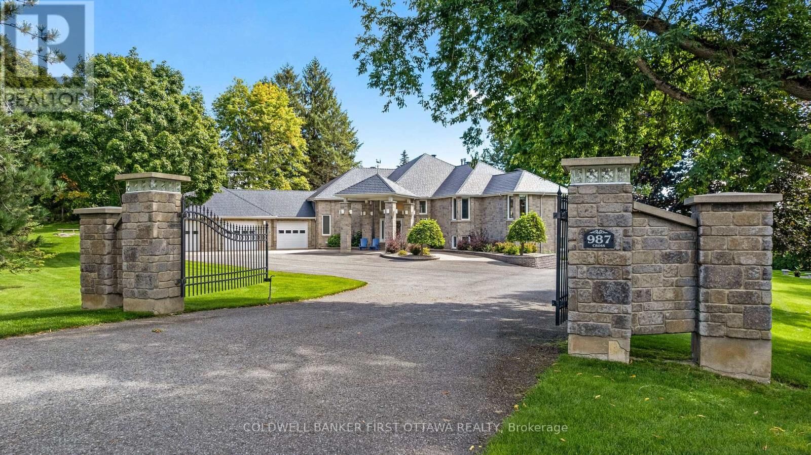 Property Photo: 987 1000 Islands Parkway ON K0E 1R0