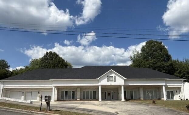 Property Photo: 802 Piedmont Lane GA 30720