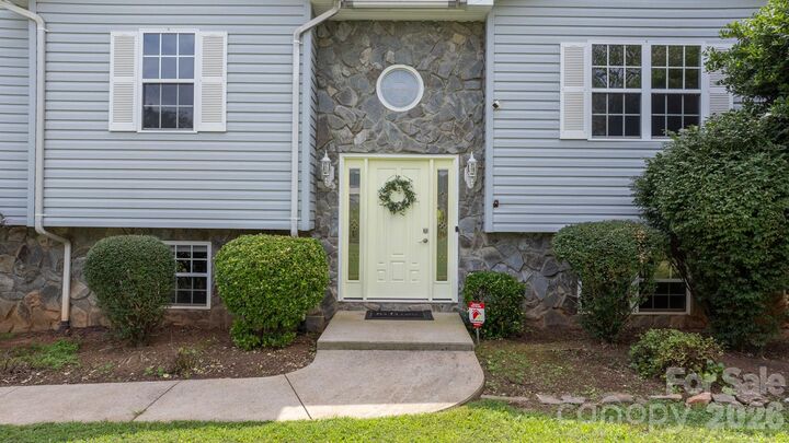Property Photo:  2103 Samanthas Wells Lane  NC 28658 