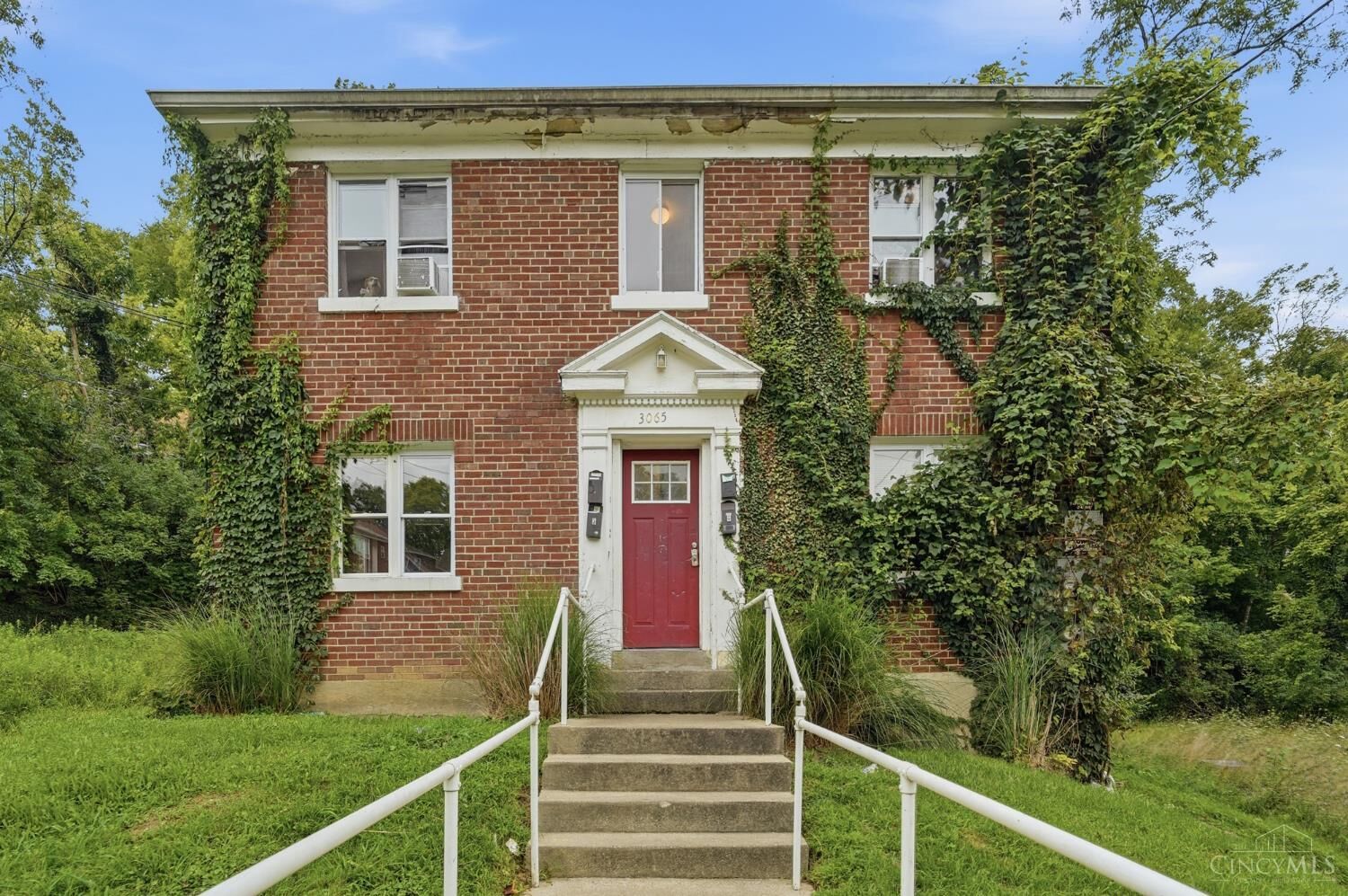 Property Photo:  3065 Bracken Woods Lane  OH 45211 