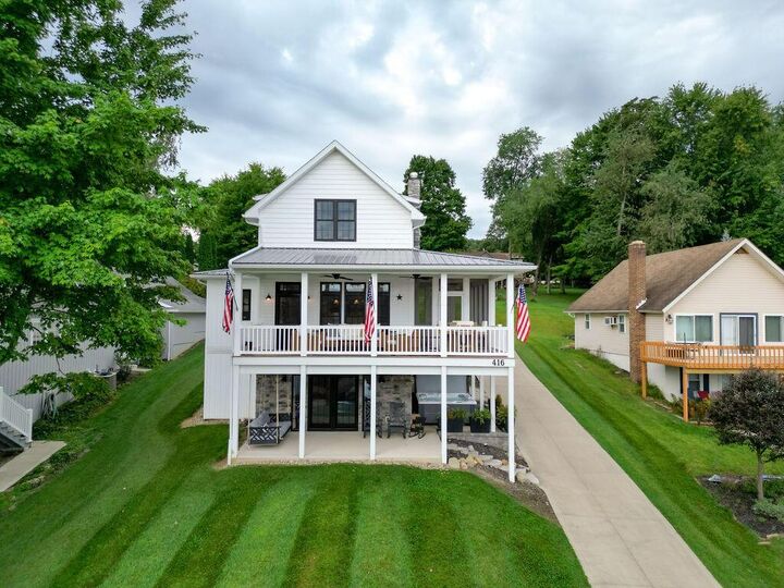 Property Photo: 416 Lakeview Heights Drive OH 43028