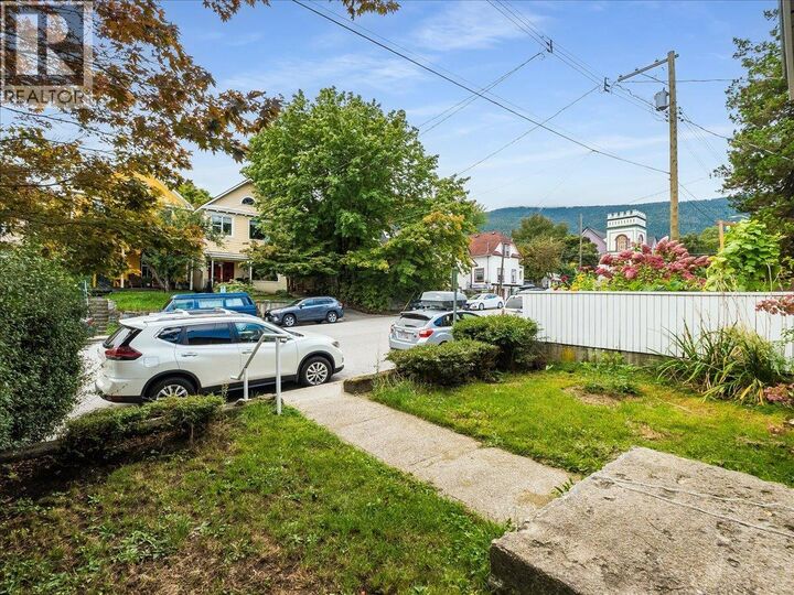 Property Photo: 413 Silica Street BC V1L 4M6