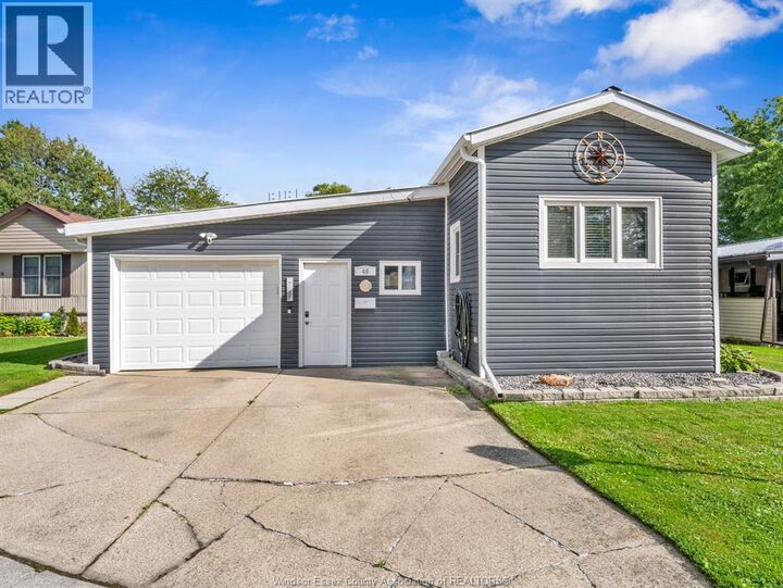 Photo de la propriété:  46 Diane Crescent  ON N8M 1Z3 