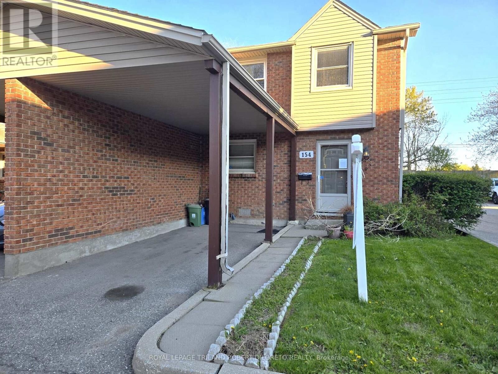 Property Photo: 1330 Jalna Boulevard 154 ON N6E 2H7