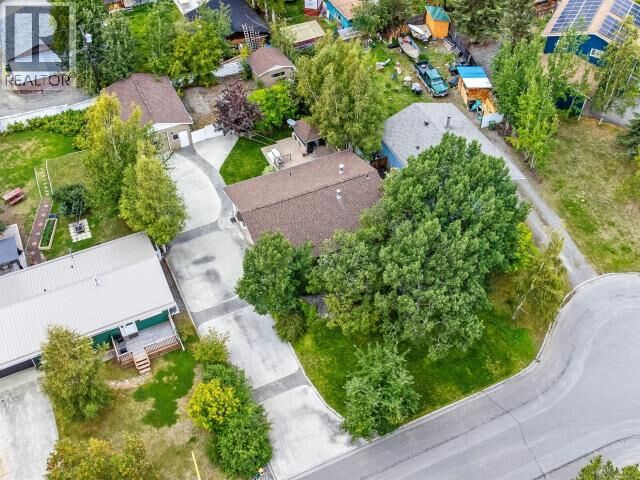 Property Photo: 43 Cedar Crescent YT Y1A 4P2