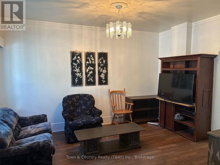 Property Photo:  509 May Street North  ON P7C 3R7 