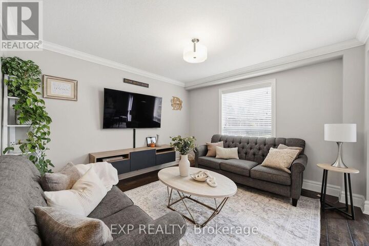Property Photo:  2700 Foxbend Link  ON N6G 0M7 