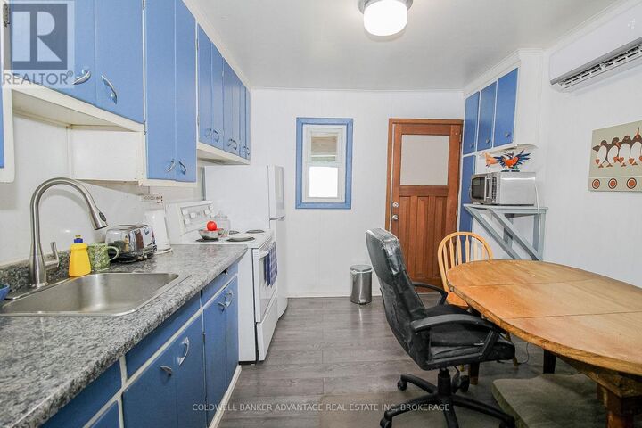 Property Photo:  14 Bishop Road  ON L3B 2V5 