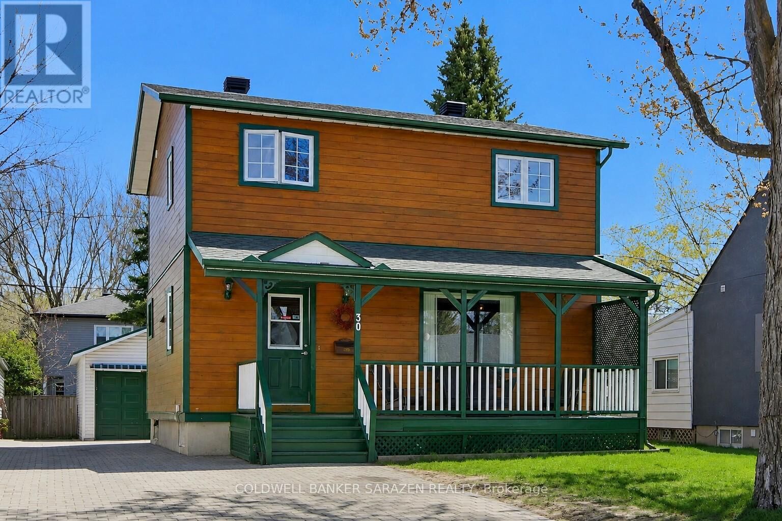 Photo de la propriété:  30 Harrold Place  ON K1Z 7N5 