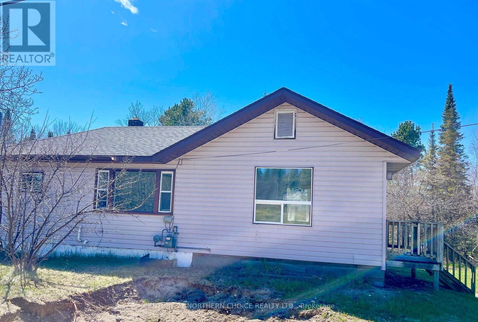 Property Photo:  70 Armstrong Street  ON P0V 2V0 