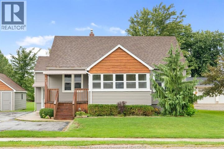 Property Photo:  147 County Road 27  ON N0R 1B0 