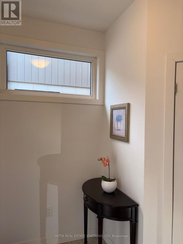 Property Photo: 940 Georgetown Drive 940 ON N6H 0J7