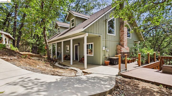 Property Photo:  17093 Palomino Ln  CA 95370 