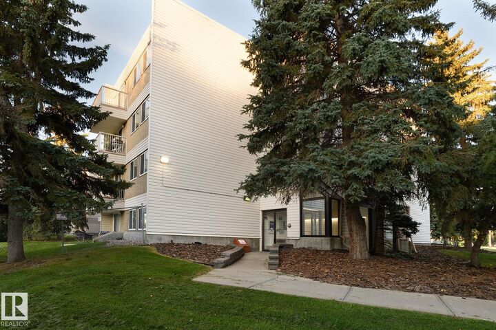 Property Photo:  4608 52 Avenue 410  AB T7Z 1N7 