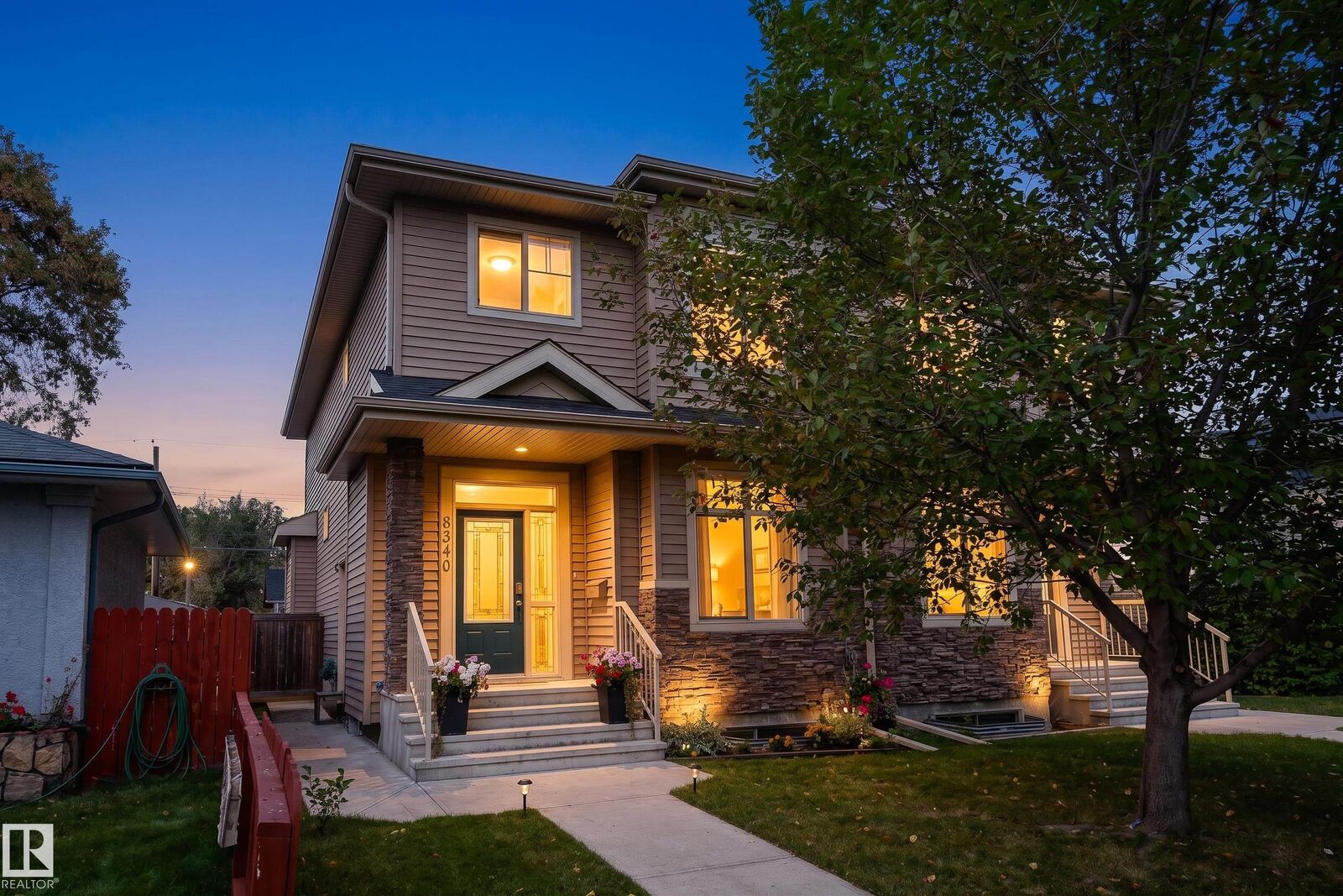 Property Photo:  8340 79 Avenue NW  AB T6C 0R3 